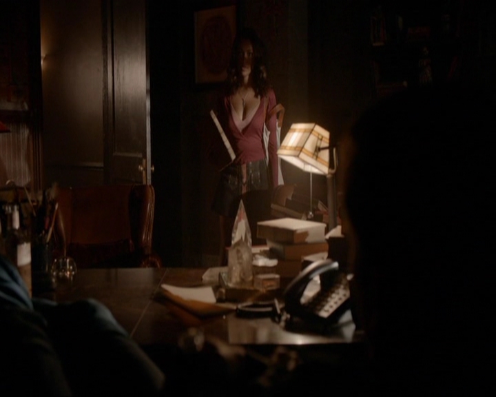 VampireDiariesWorld-dot-nl_7x07MommieDearest1505.jpg