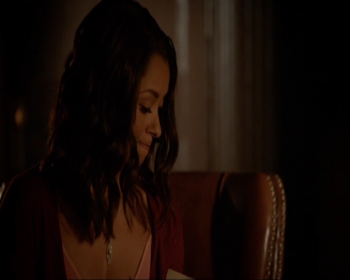 VampireDiariesWorld-dot-nl_7x07MommieDearest1538.jpg