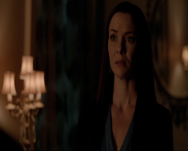VampireDiariesWorld-dot-nl_7x07MommieDearest2259.jpg