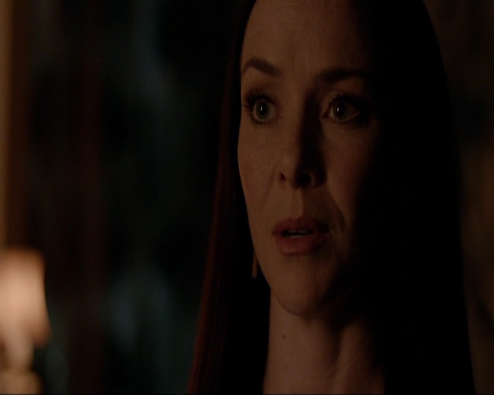 VampireDiariesWorld-dot-nl_7x07MommieDearest2270.jpg