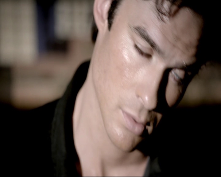 VampireDiariesWorld-dot-nl_7x08HoldMeThrillMeKissMeKillMe0049.jpg