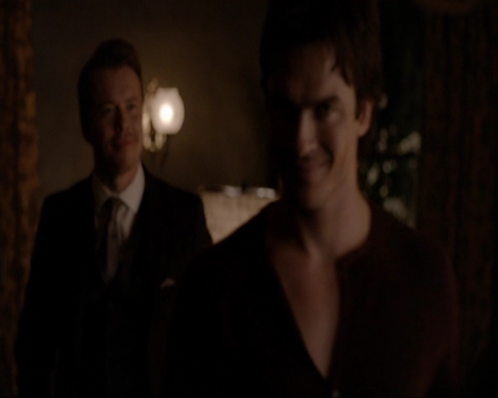 VampireDiariesWorld-dot-nl_7x08HoldMeThrillMeKissMeKillMe1173.jpg