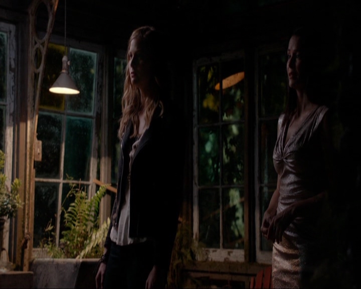 VampireDiariesWorld-dot-nl_7x08HoldMeThrillMeKissMeKillMe1210.jpg