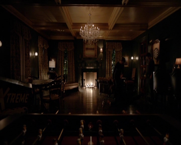 VampireDiariesWorld-dot-nl_7x08HoldMeThrillMeKissMeKillMe1341.jpg