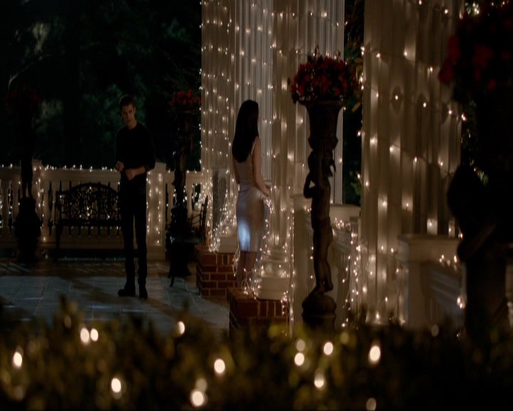 VampireDiariesWorld-dot-nl_7x08HoldMeThrillMeKissMeKillMe1367.jpg