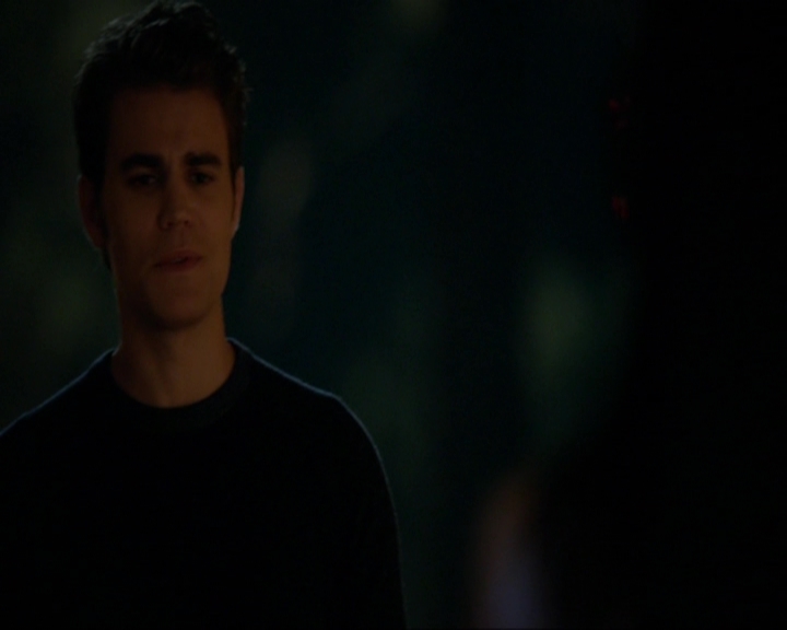 VampireDiariesWorld-dot-nl_7x08HoldMeThrillMeKissMeKillMe1377.jpg