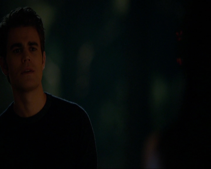 VampireDiariesWorld-dot-nl_7x08HoldMeThrillMeKissMeKillMe1378.jpg