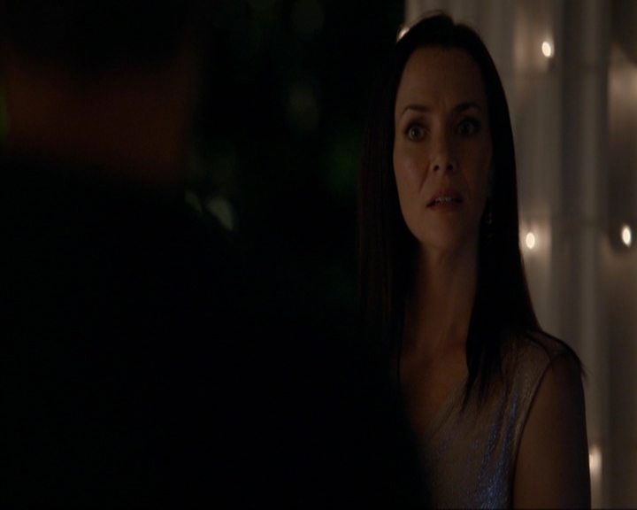 VampireDiariesWorld-dot-nl_7x08HoldMeThrillMeKissMeKillMe1379.jpg