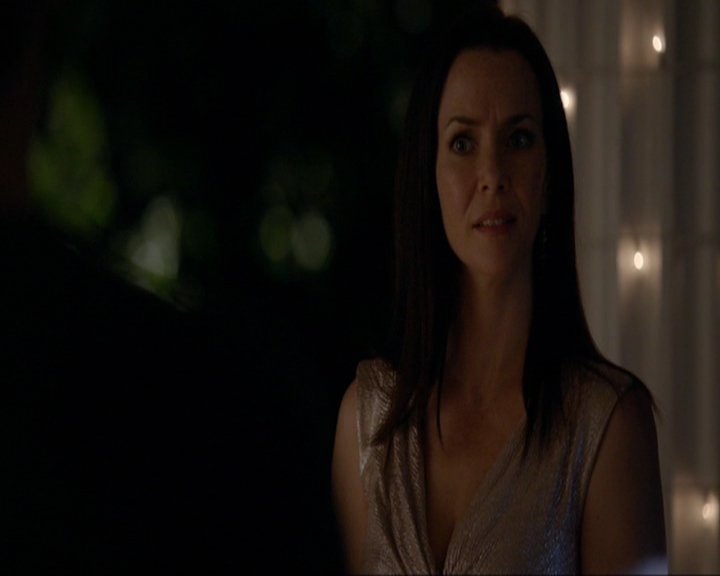 VampireDiariesWorld-dot-nl_7x08HoldMeThrillMeKissMeKillMe1381.jpg