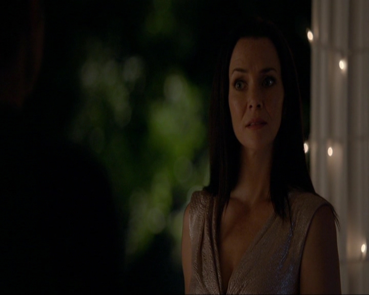 VampireDiariesWorld-dot-nl_7x08HoldMeThrillMeKissMeKillMe1389.jpg