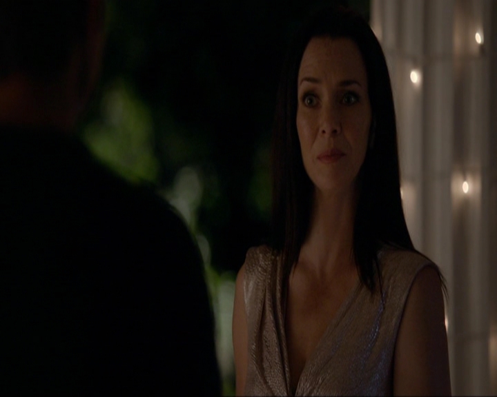 VampireDiariesWorld-dot-nl_7x08HoldMeThrillMeKissMeKillMe1394.jpg