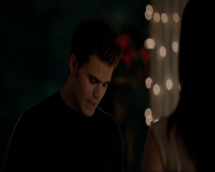 VampireDiariesWorld-dot-nl_7x08HoldMeThrillMeKissMeKillMe1396.jpg