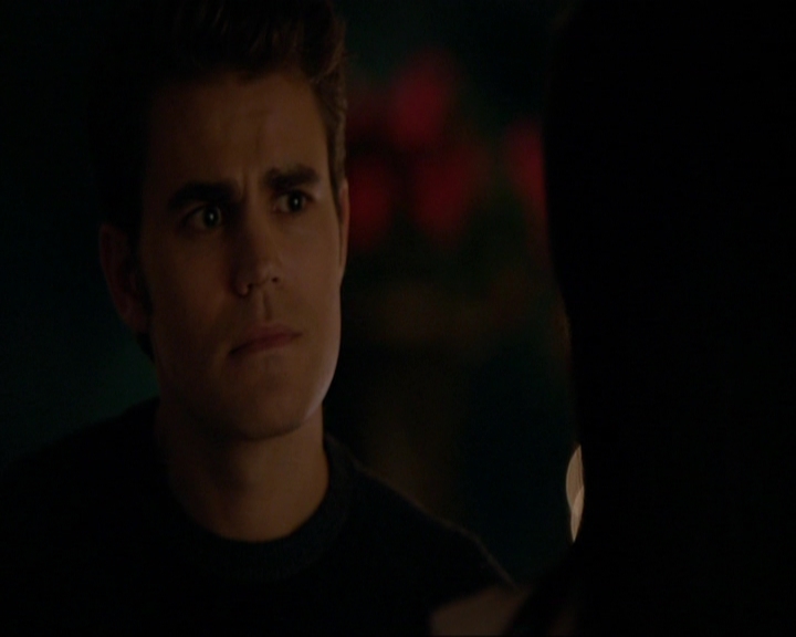 VampireDiariesWorld-dot-nl_7x08HoldMeThrillMeKissMeKillMe1408.jpg