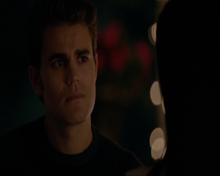 VampireDiariesWorld-dot-nl_7x08HoldMeThrillMeKissMeKillMe1409.jpg