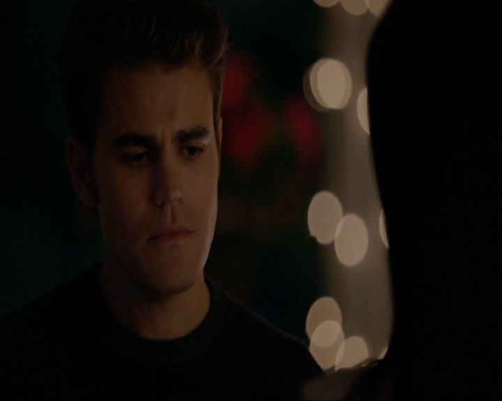 VampireDiariesWorld-dot-nl_7x08HoldMeThrillMeKissMeKillMe1411.jpg