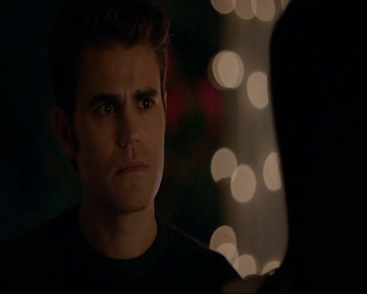 VampireDiariesWorld-dot-nl_7x08HoldMeThrillMeKissMeKillMe1412.jpg