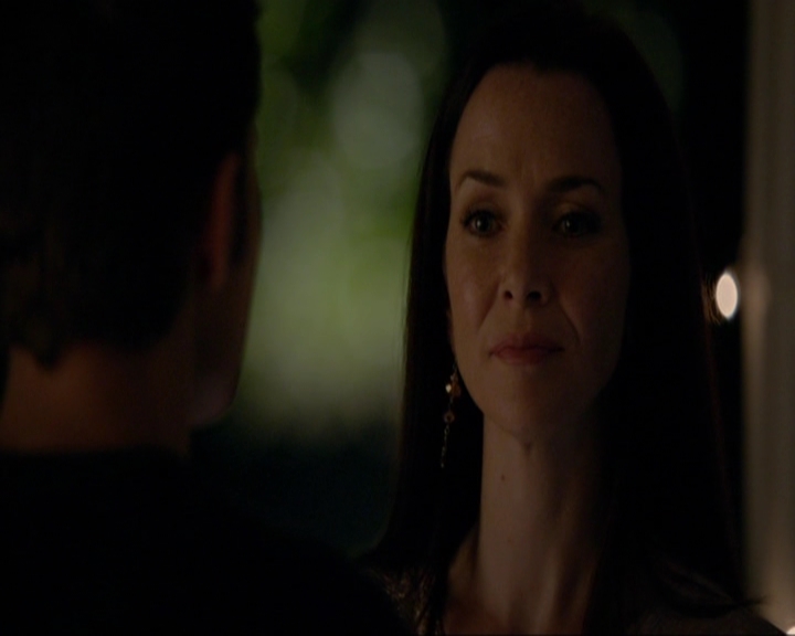 VampireDiariesWorld-dot-nl_7x08HoldMeThrillMeKissMeKillMe1415.jpg