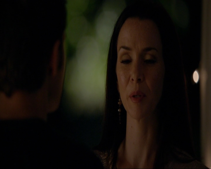 VampireDiariesWorld-dot-nl_7x08HoldMeThrillMeKissMeKillMe1416.jpg