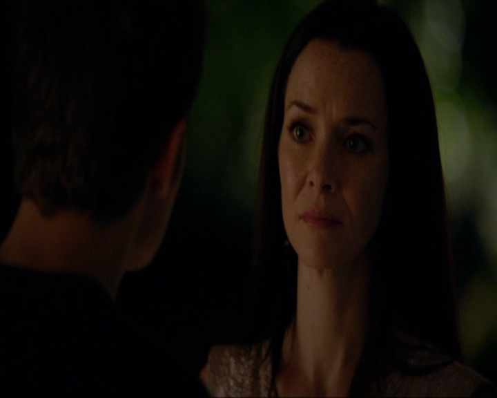 VampireDiariesWorld-dot-nl_7x08HoldMeThrillMeKissMeKillMe1441.jpg