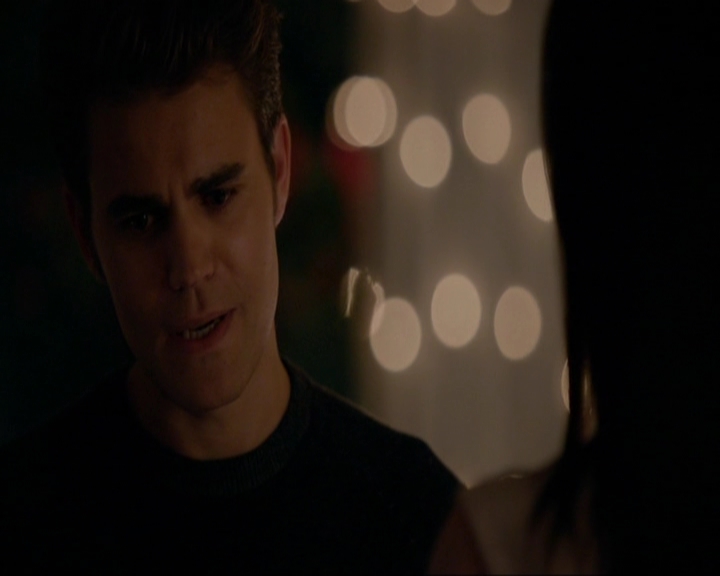 VampireDiariesWorld-dot-nl_7x08HoldMeThrillMeKissMeKillMe1446.jpg