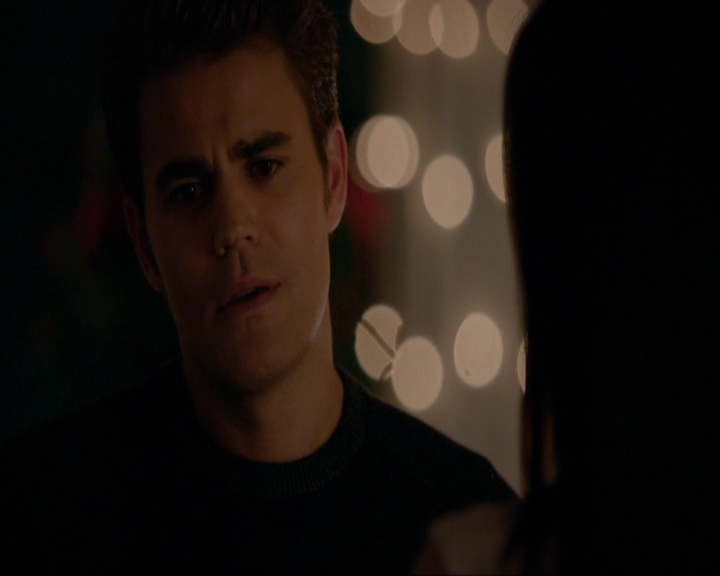 VampireDiariesWorld-dot-nl_7x08HoldMeThrillMeKissMeKillMe1448.jpg