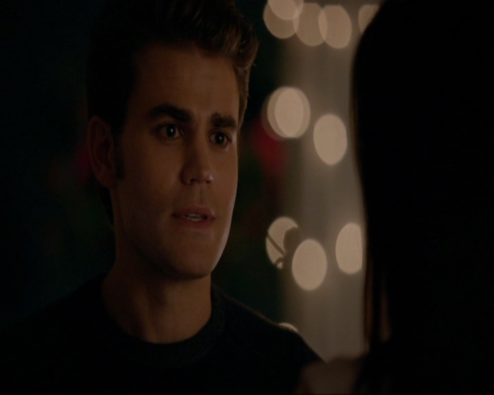 VampireDiariesWorld-dot-nl_7x08HoldMeThrillMeKissMeKillMe1449.jpg