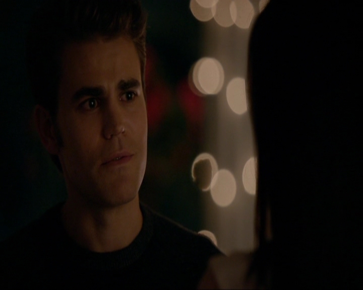 VampireDiariesWorld-dot-nl_7x08HoldMeThrillMeKissMeKillMe1450.jpg