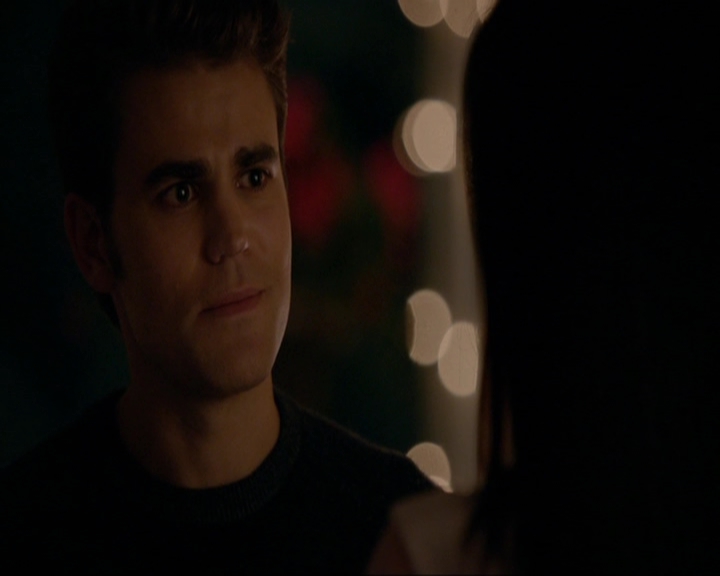 VampireDiariesWorld-dot-nl_7x08HoldMeThrillMeKissMeKillMe1451.jpg