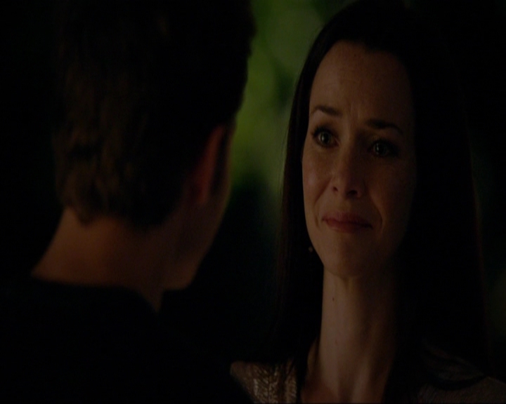 VampireDiariesWorld-dot-nl_7x08HoldMeThrillMeKissMeKillMe1453.jpg