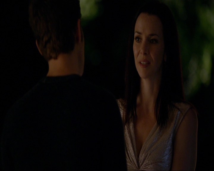 VampireDiariesWorld-dot-nl_7x08HoldMeThrillMeKissMeKillMe1459.jpg