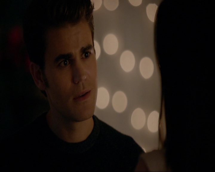 VampireDiariesWorld-dot-nl_7x08HoldMeThrillMeKissMeKillMe1468.jpg