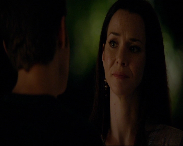 VampireDiariesWorld-dot-nl_7x08HoldMeThrillMeKissMeKillMe1470.jpg