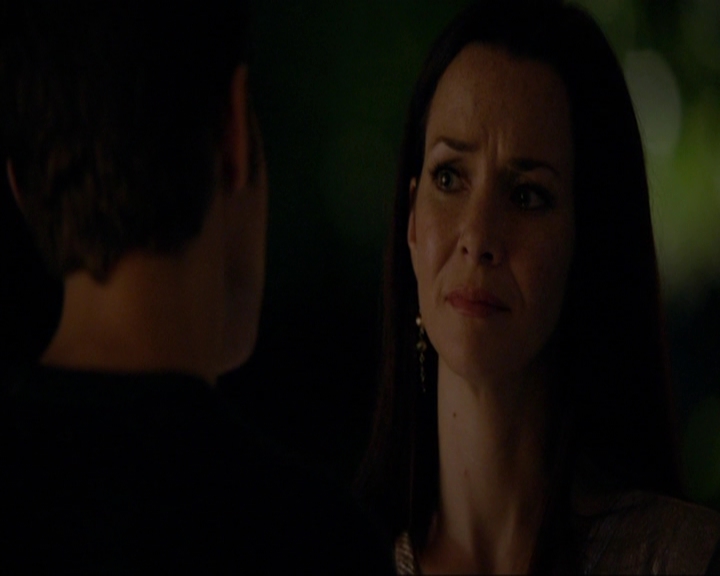 VampireDiariesWorld-dot-nl_7x08HoldMeThrillMeKissMeKillMe1473.jpg