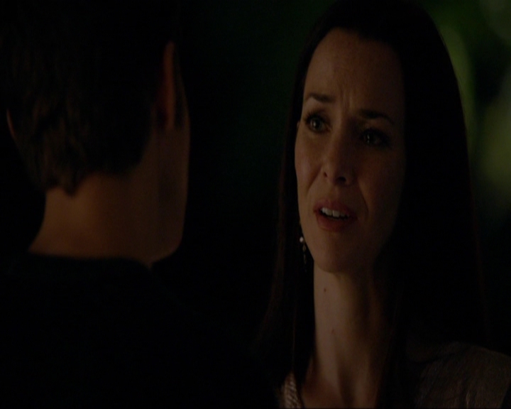 VampireDiariesWorld-dot-nl_7x08HoldMeThrillMeKissMeKillMe1476.jpg