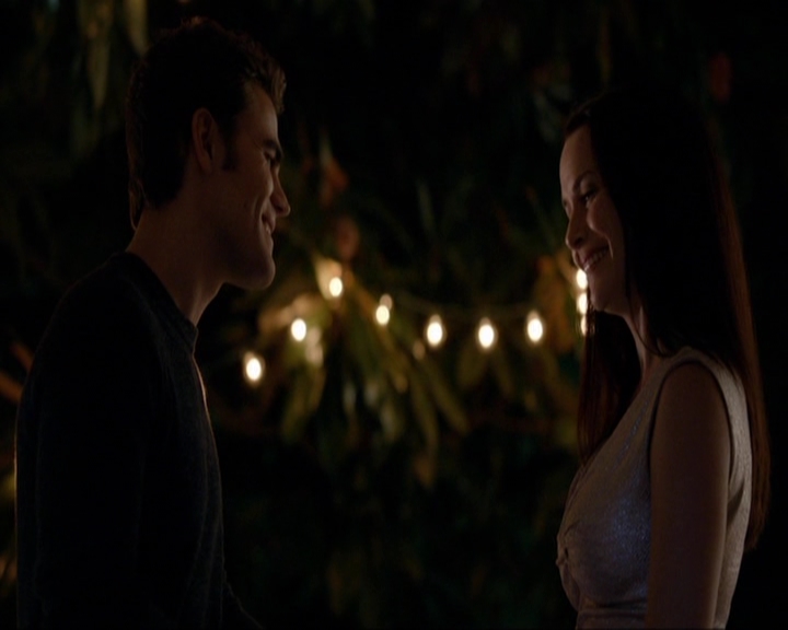 VampireDiariesWorld-dot-nl_7x08HoldMeThrillMeKissMeKillMe1488.jpg