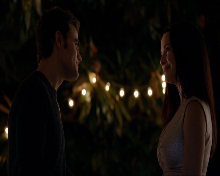 VampireDiariesWorld-dot-nl_7x08HoldMeThrillMeKissMeKillMe1489.jpg