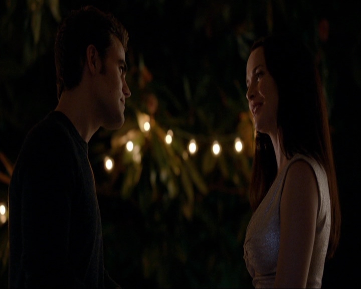 VampireDiariesWorld-dot-nl_7x08HoldMeThrillMeKissMeKillMe1493.jpg