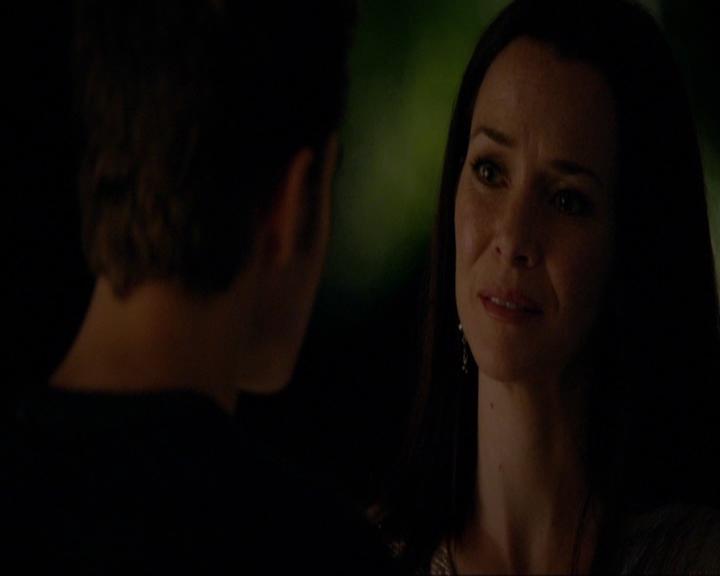 VampireDiariesWorld-dot-nl_7x08HoldMeThrillMeKissMeKillMe1496.jpg