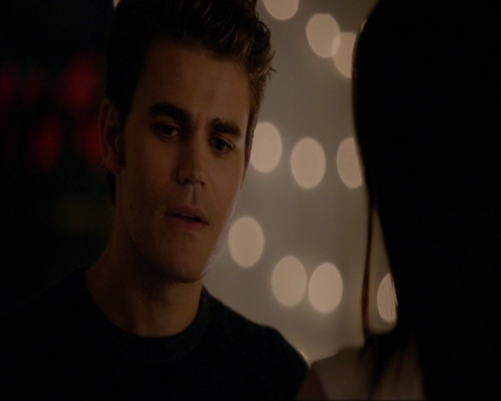 VampireDiariesWorld-dot-nl_7x08HoldMeThrillMeKissMeKillMe1499.jpg