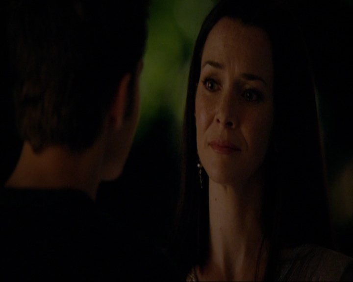 VampireDiariesWorld-dot-nl_7x08HoldMeThrillMeKissMeKillMe1502.jpg