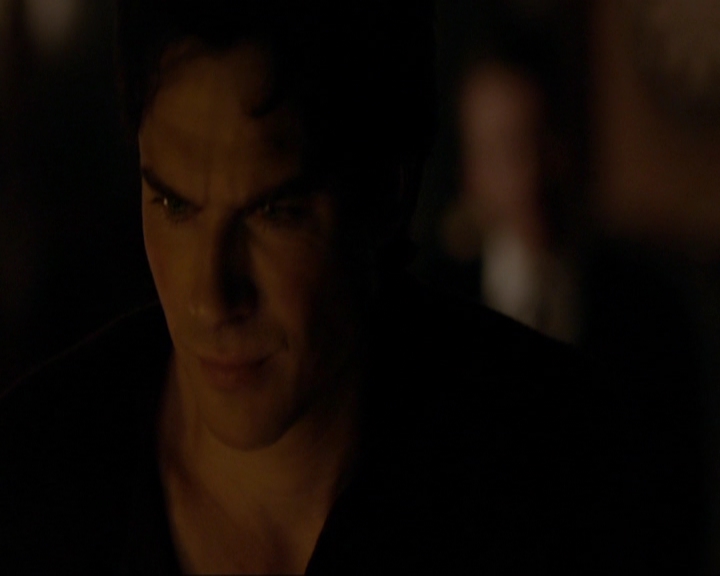 VampireDiariesWorld-dot-nl_7x08HoldMeThrillMeKissMeKillMe1516.jpg