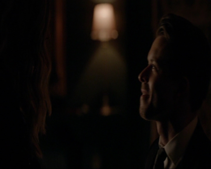 VampireDiariesWorld-dot-nl_7x08HoldMeThrillMeKissMeKillMe1542.jpg