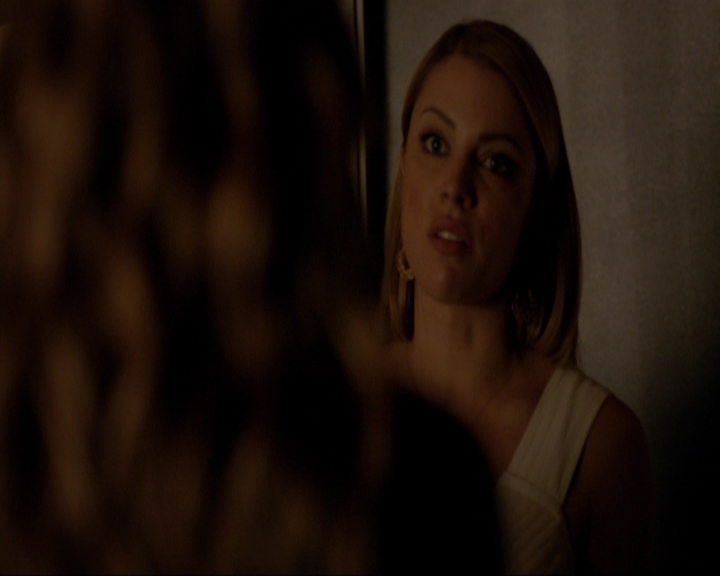 VampireDiariesWorld-dot-nl_7x08HoldMeThrillMeKissMeKillMe1560.jpg