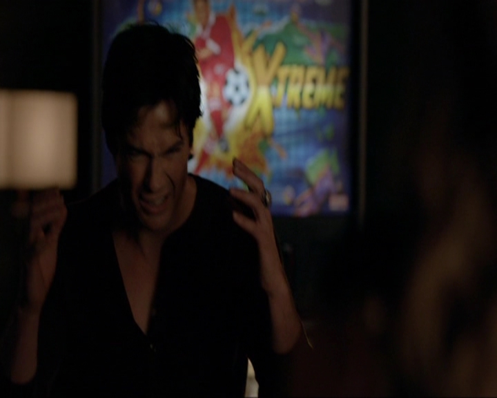 VampireDiariesWorld-dot-nl_7x08HoldMeThrillMeKissMeKillMe1571.jpg