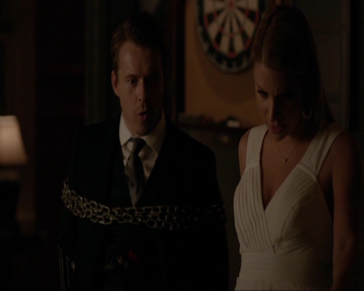 VampireDiariesWorld-dot-nl_7x08HoldMeThrillMeKissMeKillMe1577.jpg