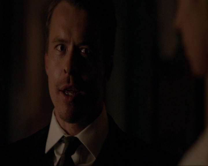 VampireDiariesWorld-dot-nl_7x08HoldMeThrillMeKissMeKillMe1582.jpg