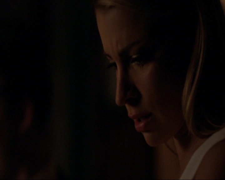 VampireDiariesWorld-dot-nl_7x08HoldMeThrillMeKissMeKillMe1586.jpg