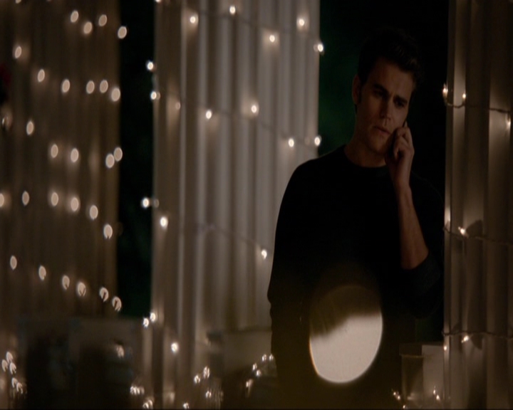 VampireDiariesWorld-dot-nl_7x08HoldMeThrillMeKissMeKillMe1617.jpg