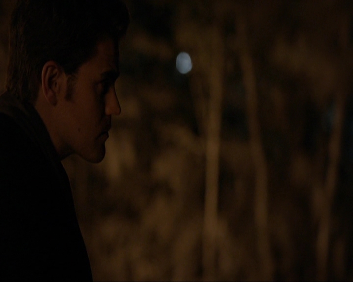 VampireDiariesWorld-dot-nl_7x09ColdAsIs0224.jpg