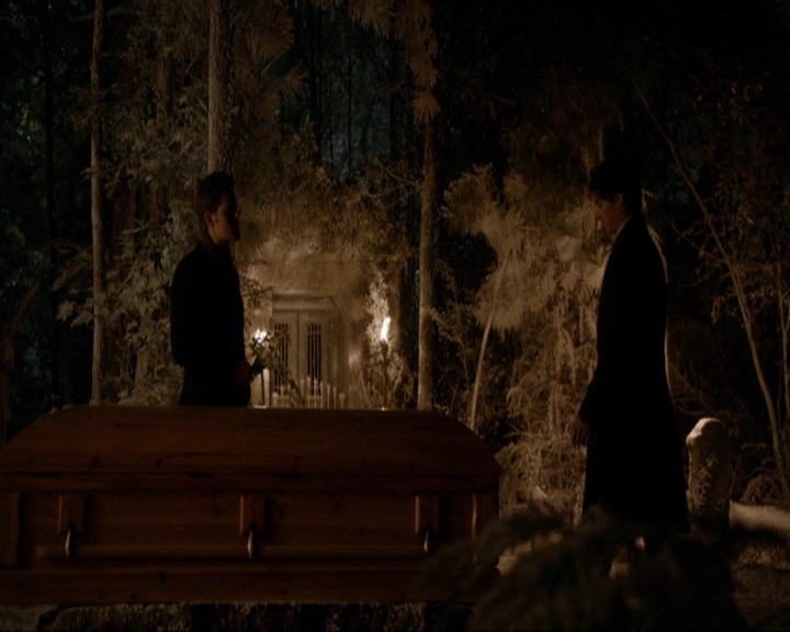 VampireDiariesWorld-dot-nl_7x09ColdAsIs0235.jpg